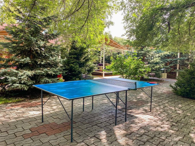 Sport & Beauty, Oasis Karaoi, Ysyk-Köl (lake)