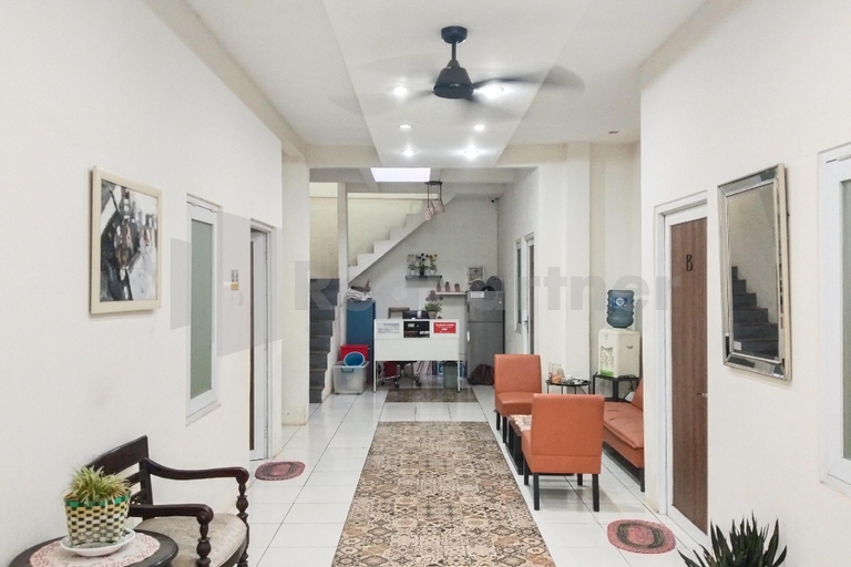 Public Area, House Of Mahira Syariah Mitra RedDoorz, Ciamis