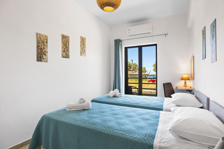 Room 2, Sun Beach Apartment in Chania 3, Crete