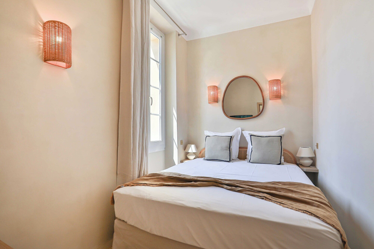 Room 3, Magnificent apt - 2br/6p - Heart of Saint-tropez, Var