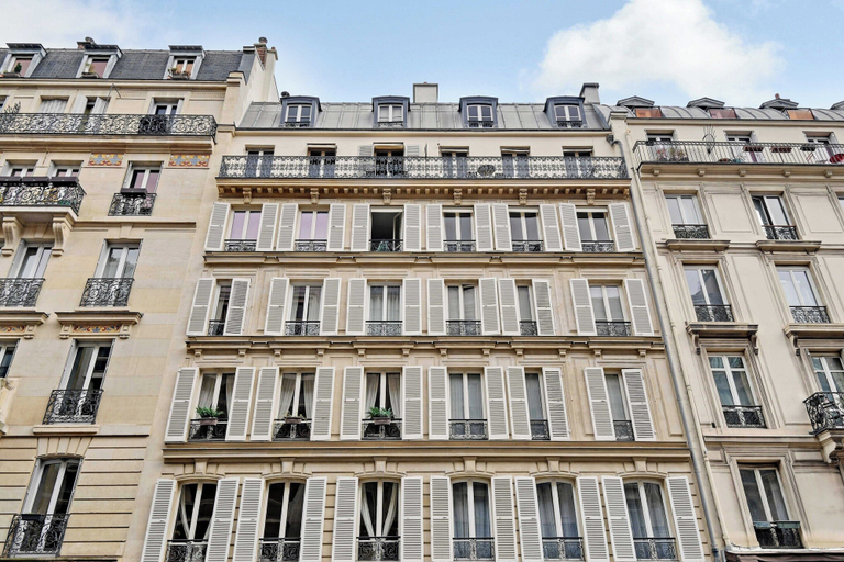 Exterior, Charming Apartment DRC - 1br/4p - Arc de Triomphe, Paris