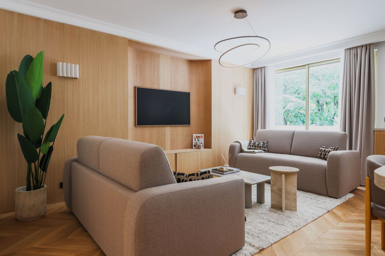 Living area 4, Exceptional Flat - 1bd/6p- Arc de Triomphe, Paris