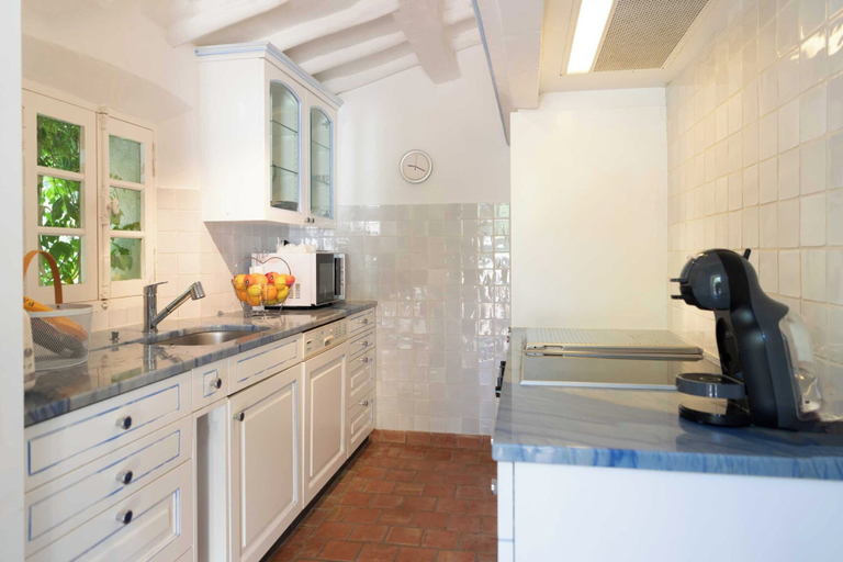 Private kitchen, Magnificent House With Swimming Pool - 5br/10p - Gassin, Var