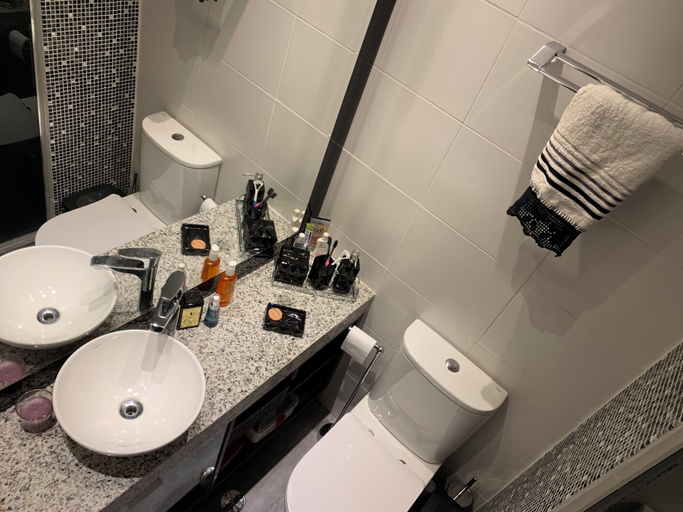 Bathroom 4, Flat Vip 5 Estrelas, Cotia