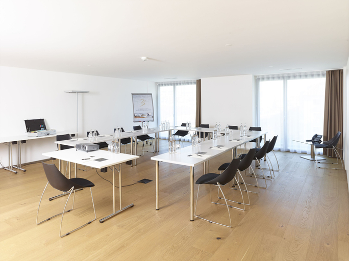 Business Facilities