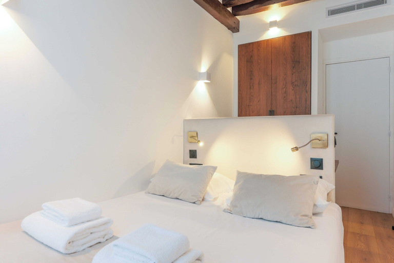 Room 3, Peaceful Apartment - 2br/4p - Sorbonne, Paris