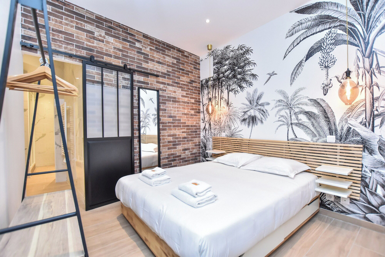 Room 3, Charming Apartment - 3br/8p - South Pigalle, Paris
