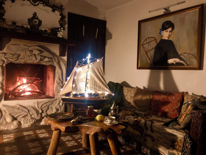 Living area, Cozy House Sleeps 2 With Pet Friendly Option, Portimão