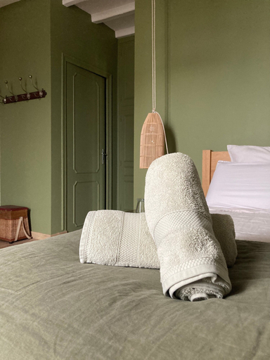 Bedroom 3, Ô Bord de Loire, Maine-et-Loire