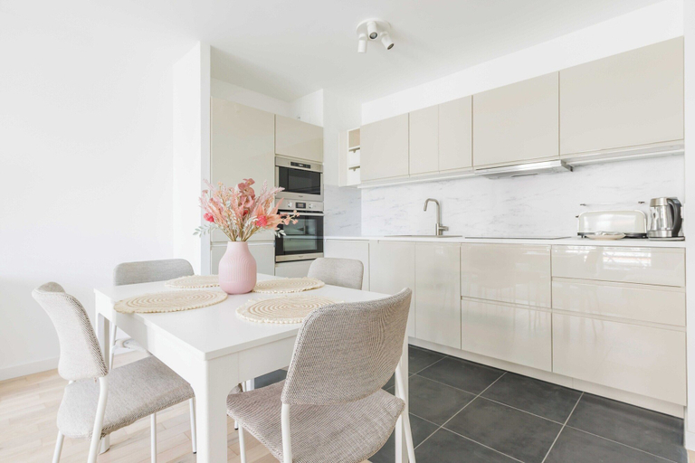 Dining 5, Classy Apartment - Flea Market, Seine-Saint-Denis