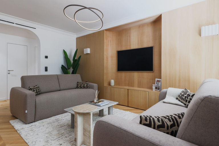 Living area 5, Exceptional Flat - 1bd/6p- Arc de Triomphe, Paris