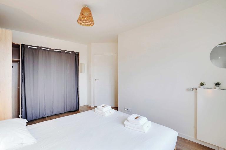 Room 4, Charming Apartment 3br/6p - Saint-ouen-sur-seine, Seine-Saint-Denis