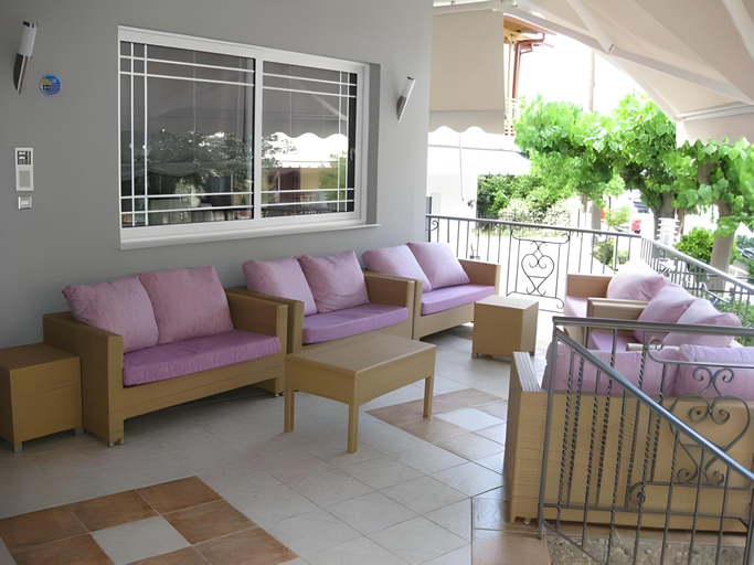 Others 5, Alexandros, Central Greece