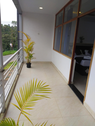 Others 5, cloud foster residency, Idukki