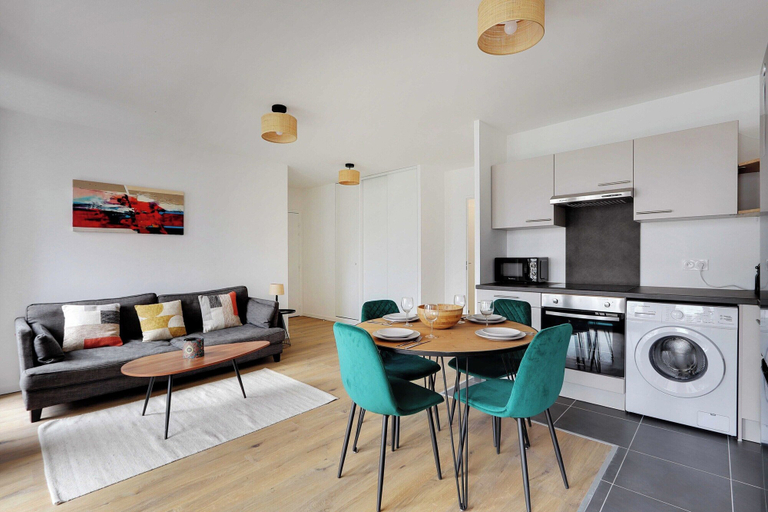 Dining 5, Modern Apartment - 2br/4p - Saint-ouen sur Seine, Seine-Saint-Denis