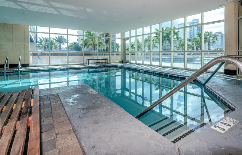 Sport & Beauty 4, Crystal Tower 508, Baldwin