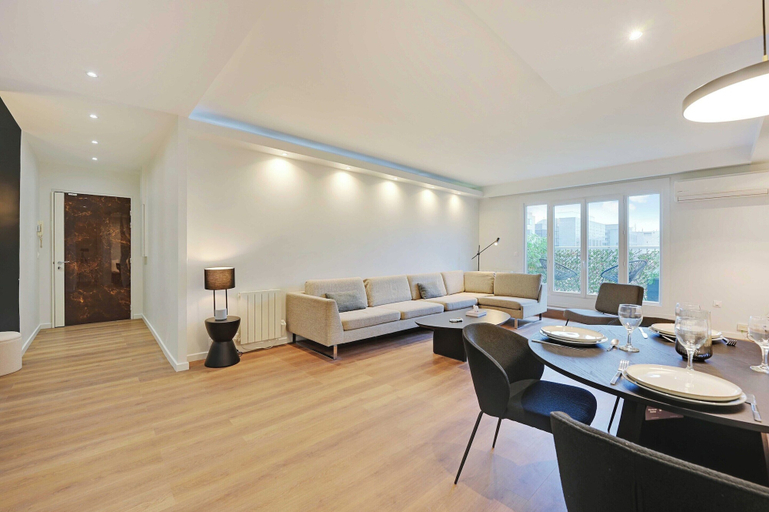 Dining 5, Elegant Apartment - 3br/6p - Charenton-le-pont, Val-de-Marne