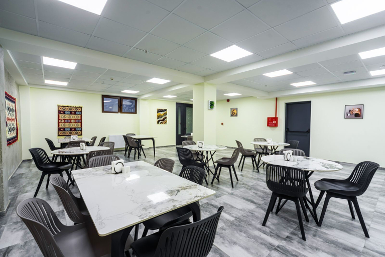Food & Drinks 4, Hotel Citizen Avlabari, Tbilisi