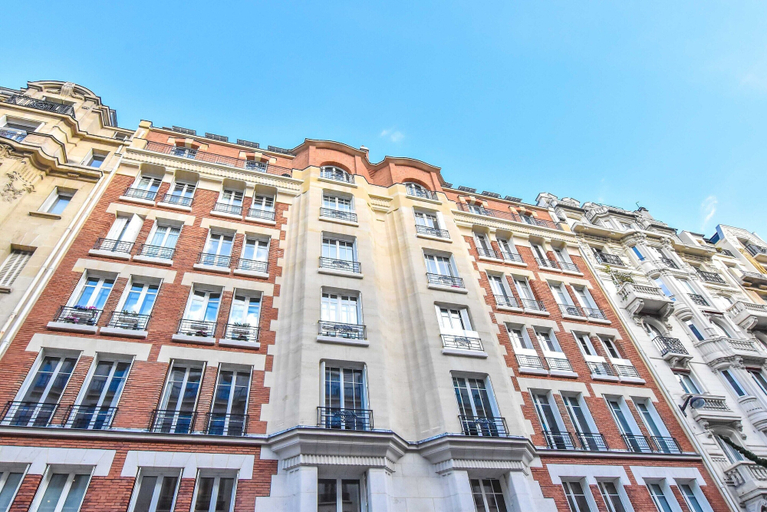 Exterior & Views 2, Charming Studio for 2 People, Paris