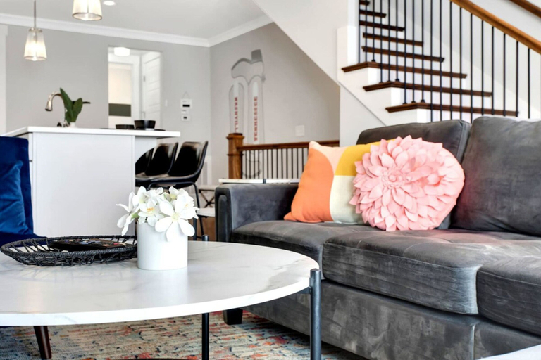 Room 2, Near Gulch 12 South Book Luxury Now, Davidson