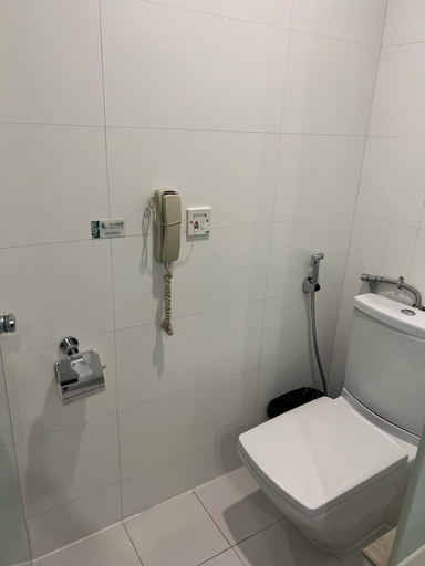 Bathroom 4