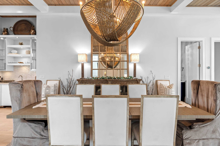 Others 4, 30A Beach Bliss by Avantstay Golf Cart + Luxury Private Pool, Walton