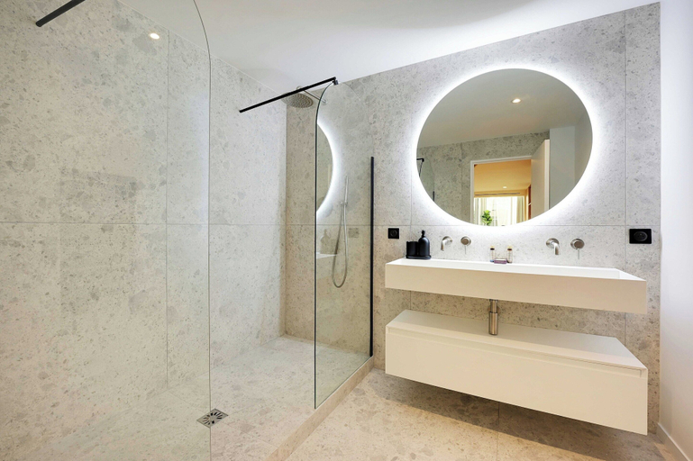 Bathroom 4, Elegant apartment with 2 rooms, Paris