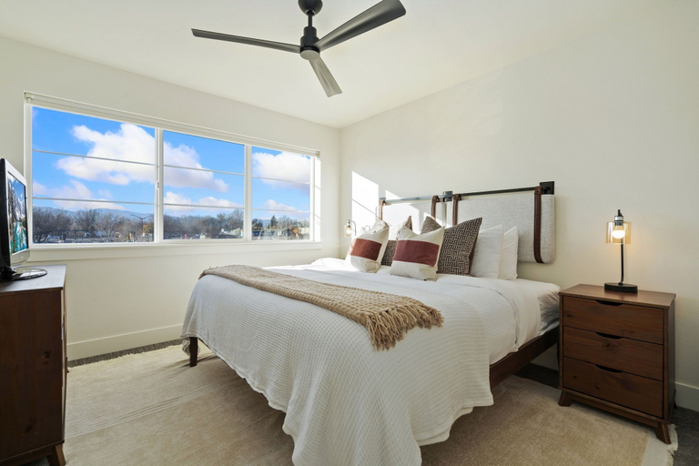 Bedroom 3, Mountain View Home w/ King Beds & Rooftop Deck, Larimer