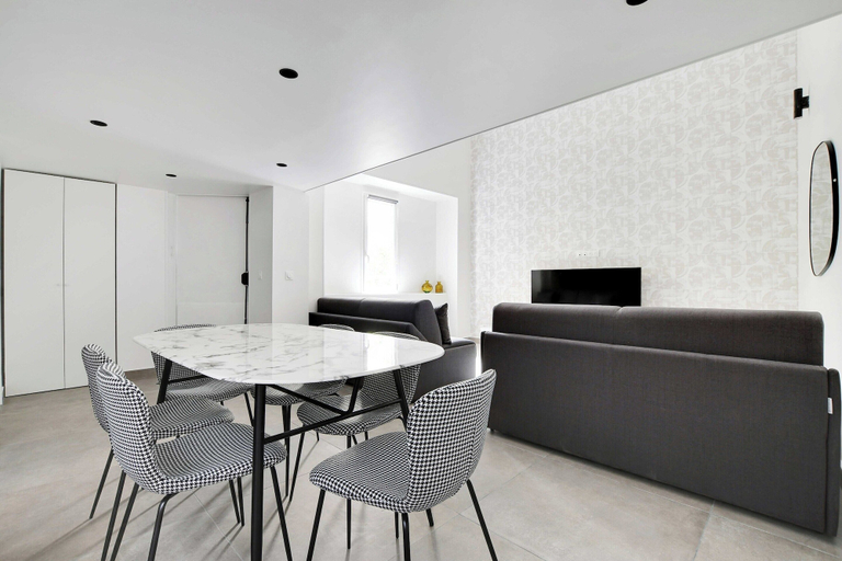 Dining 3, Charming Flat - 1bd/6p - Palais Garnier, Paris