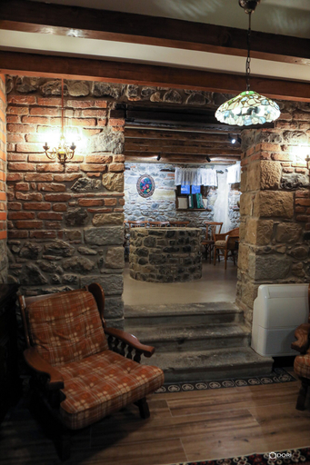 Others 4, Vila Sonnet, Korçës