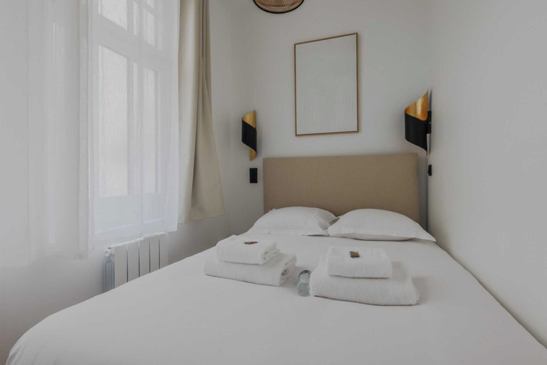 Bedroom 4, Elegant Apartment - 1bd/2p - Pantheon, Paris