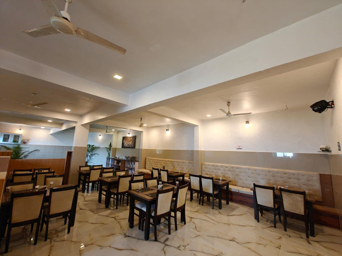 Food & Drinks 4, Nivanta Hotel Panchgani, Satara