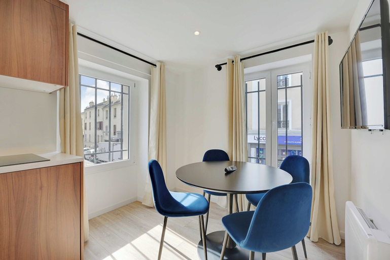 Dining 2, Pleasant and Bright apt - 1bd/2p - Aubervilliers, Seine-Saint-Denis