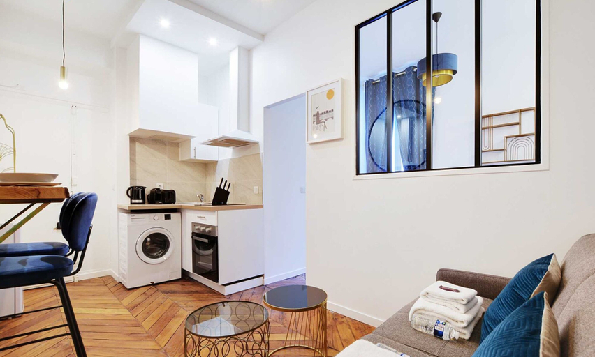 Living area 3, Chic Apartment in Paris for Couple, Paris