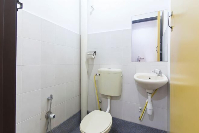 Bathroom 4