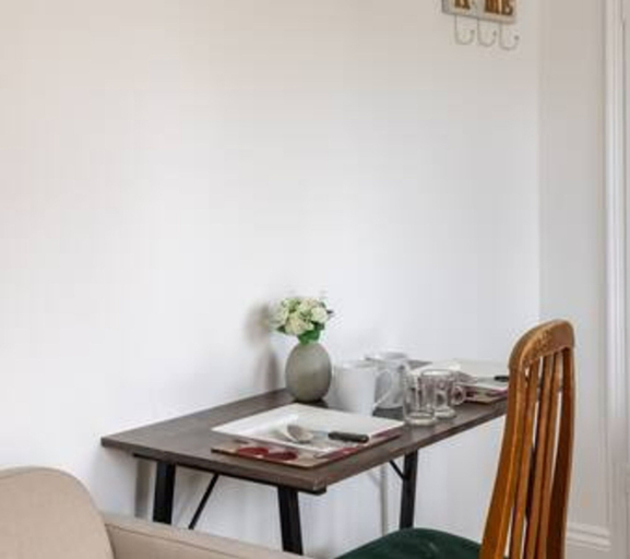 Room 2, Kingston Richmond Lux Brand new Studio, London