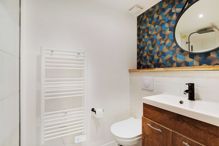 Bathroom 4, Appartement in the Heart of Paris Opera, Paris