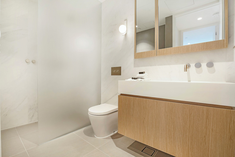 Bathroom 4, Melbourne Corporate Apartments – Collins Street, Melbourne