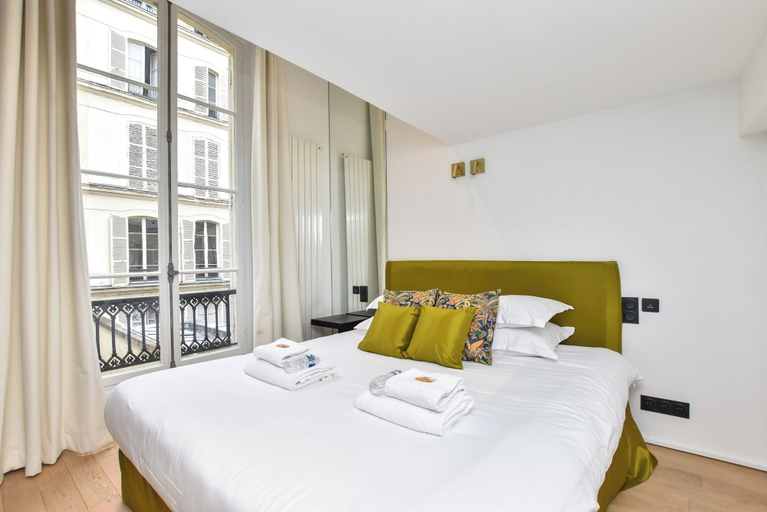 Others 4, Luxurious Apartment - 6P- Madeleine/st Honore - 1D, Paris