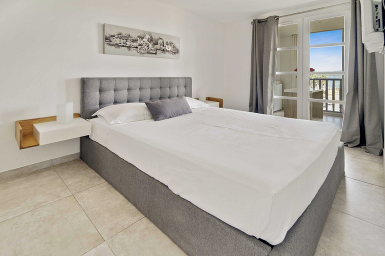 Room 3, Beautiful Flat With sea View - 4P - Gassin, Var