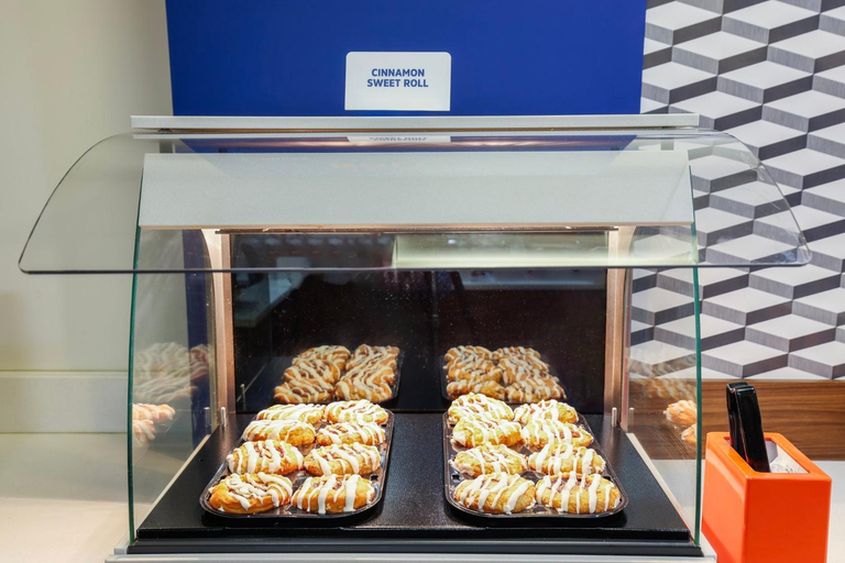 Food & Drinks 5, Holiday Inn Express Burlington By IHG, Alamance