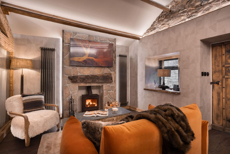 Room 5, Mead Cottage in Lindale, Cumbria