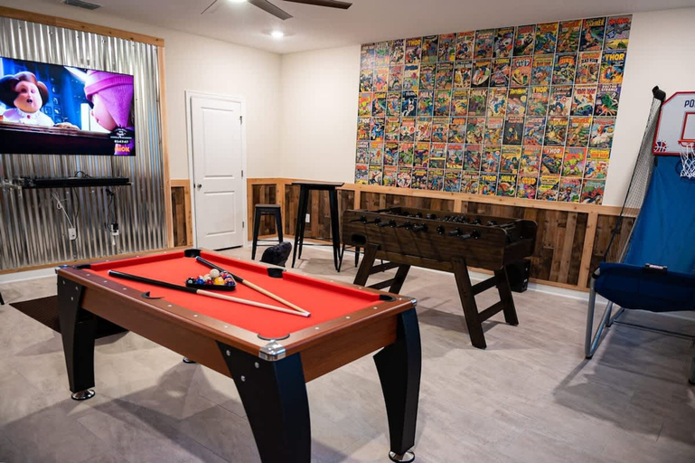 Room 4, Luxury fun 9BR Near Disney Villa, Osceola