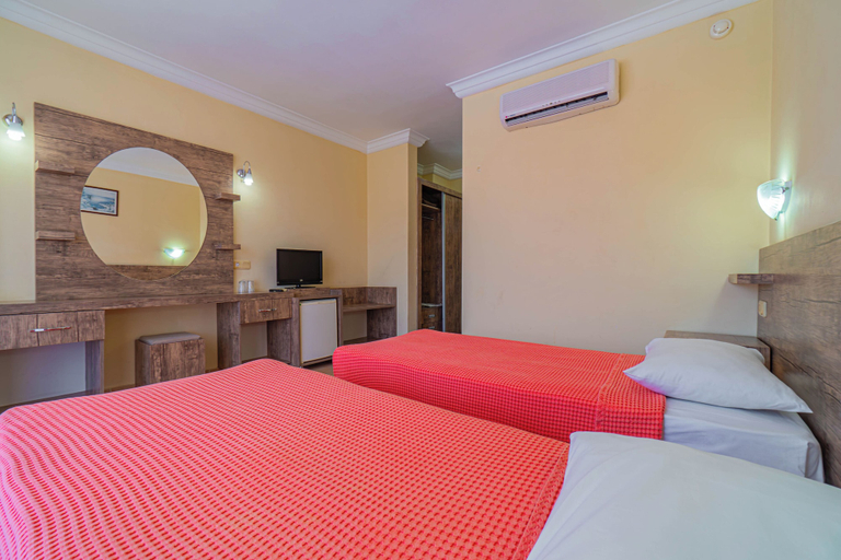 Bedroom 3, Sayanora Hotel- All Inclusive, Manavgat