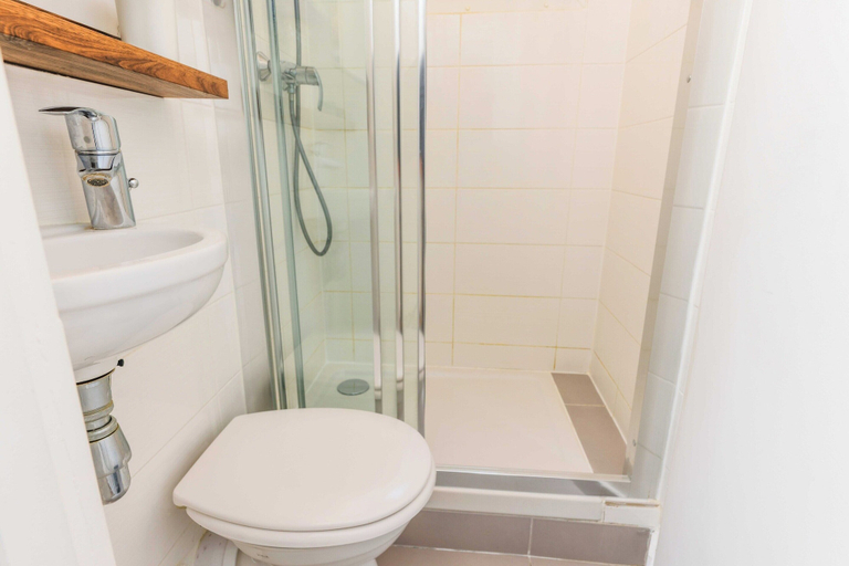 Bathroom, Parisian getaway in the City of Light!, Paris