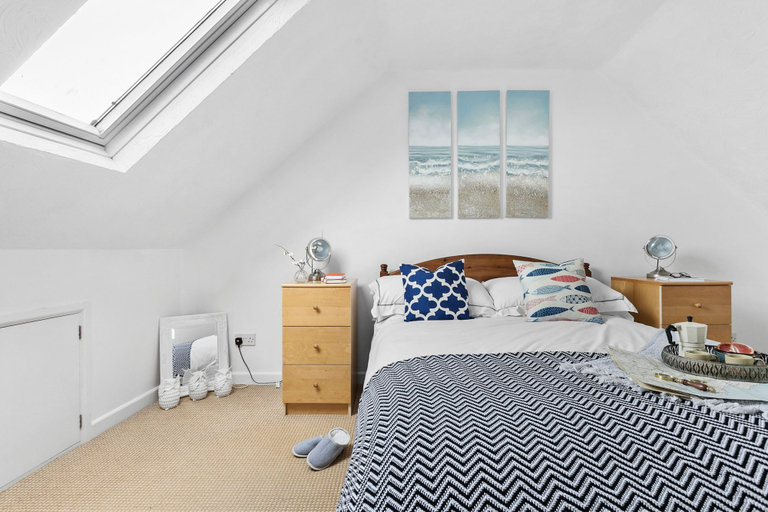 Bedroom 5, Pippin Cottage in Salcombe, Devon
