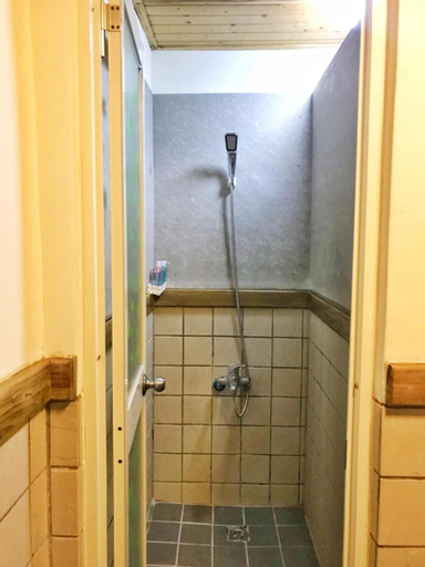 Bathroom 6