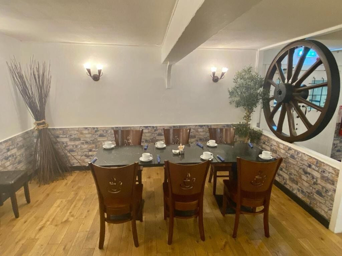 Others 5, The County Hotel, Scottish Borders