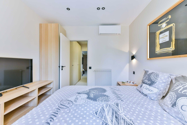 Room 4, Cosy Flat With Parking - Basse Californie - Cannes, Alpes-Maritimes