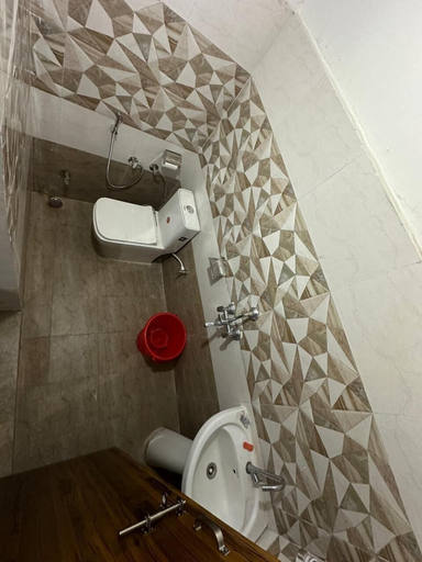 Bathroom 4, Hotel Maharaja, Tikamgarh